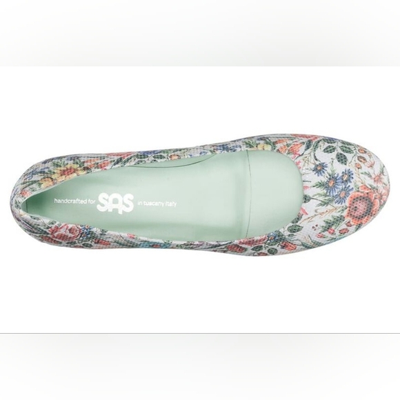 SAS Lacey Slip On Loafer, Size 7.5W - Picture 2 of 9